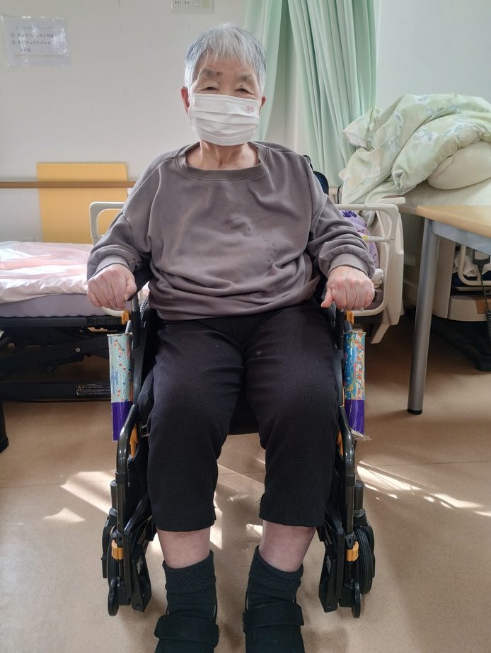 施術後：安定して立ち上がる様子